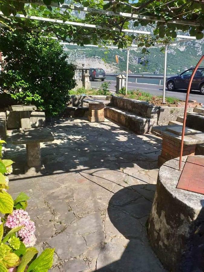 Apartments Dabovic Kotor Dış mekan fotoğraf